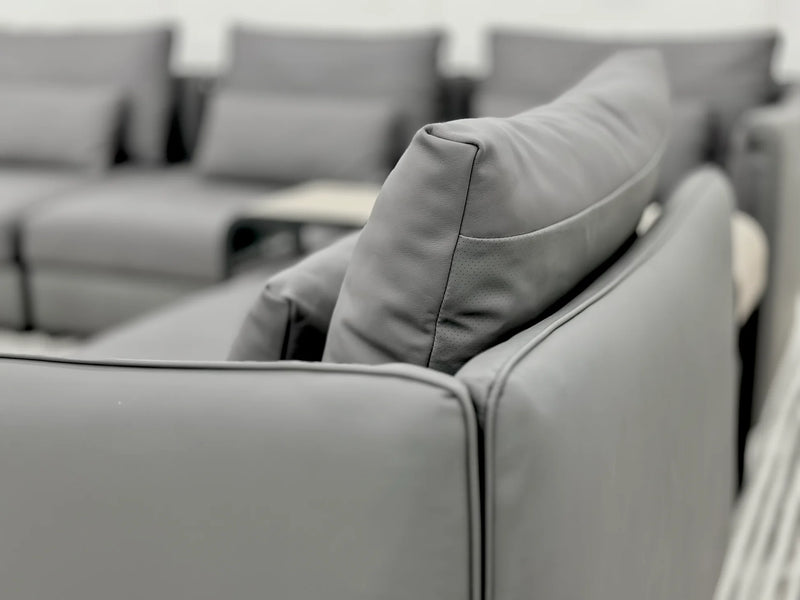 Quanie Modern Motion Sectional