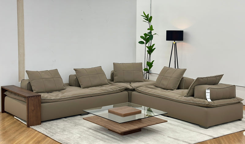 Yacht Modern Motion Sectional