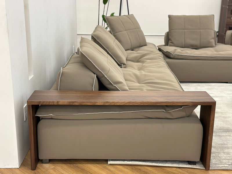 Yacht Modern Motion Sectional